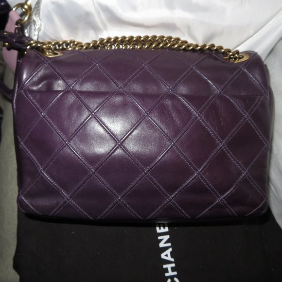 CHANEL Paris-Bombay "Cosmos" Flap Bag - Picture 7 of 16